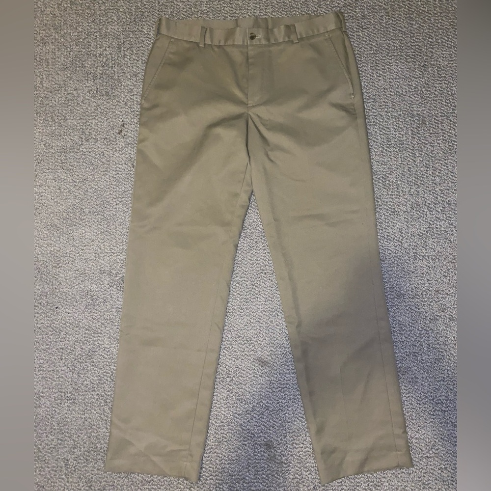 Van Heusen Traveler 34/32 pants